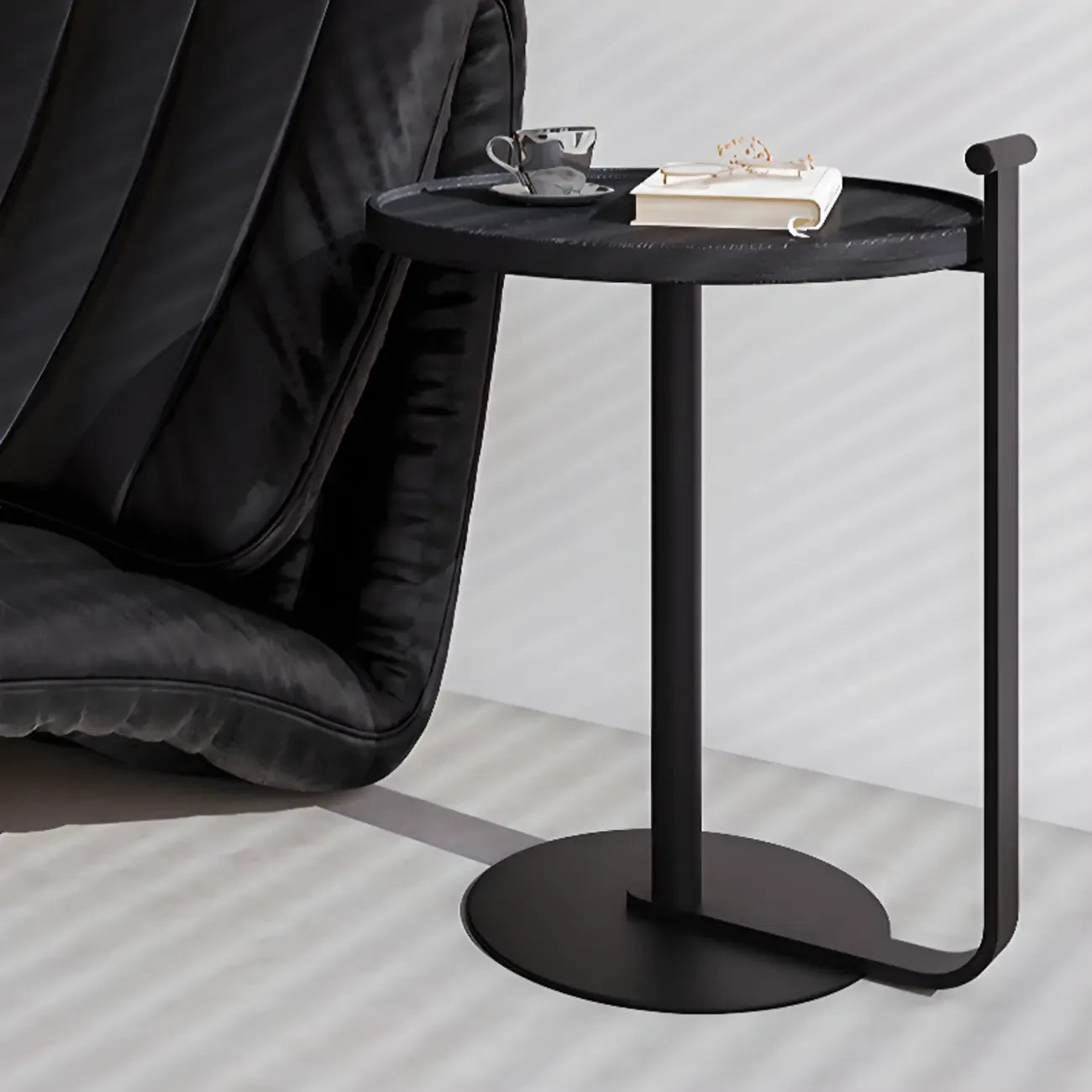 Minimalist Round Steel Base Coffee Table for Living Room