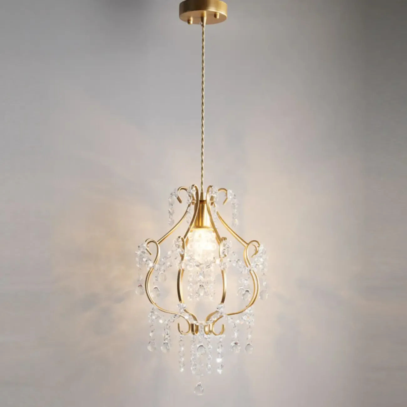 Elegant Crystal Gold Pendant Light for Dining Room