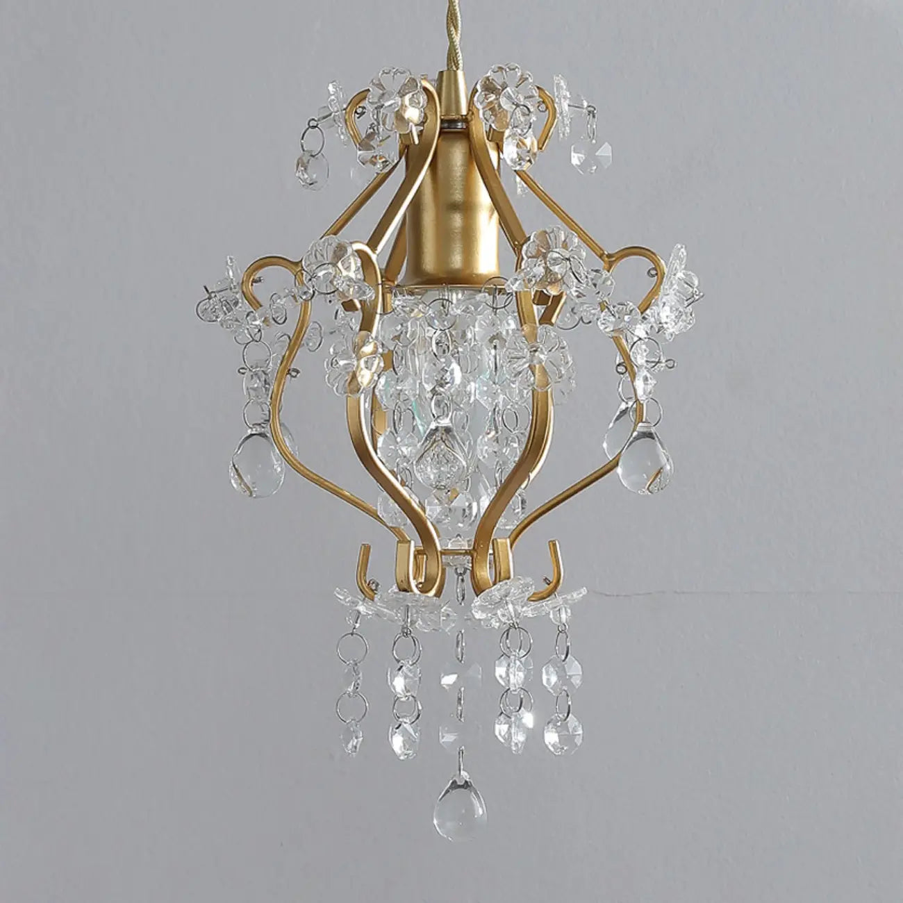 Elegant Crystal Gold Pendant Light for Dining Room