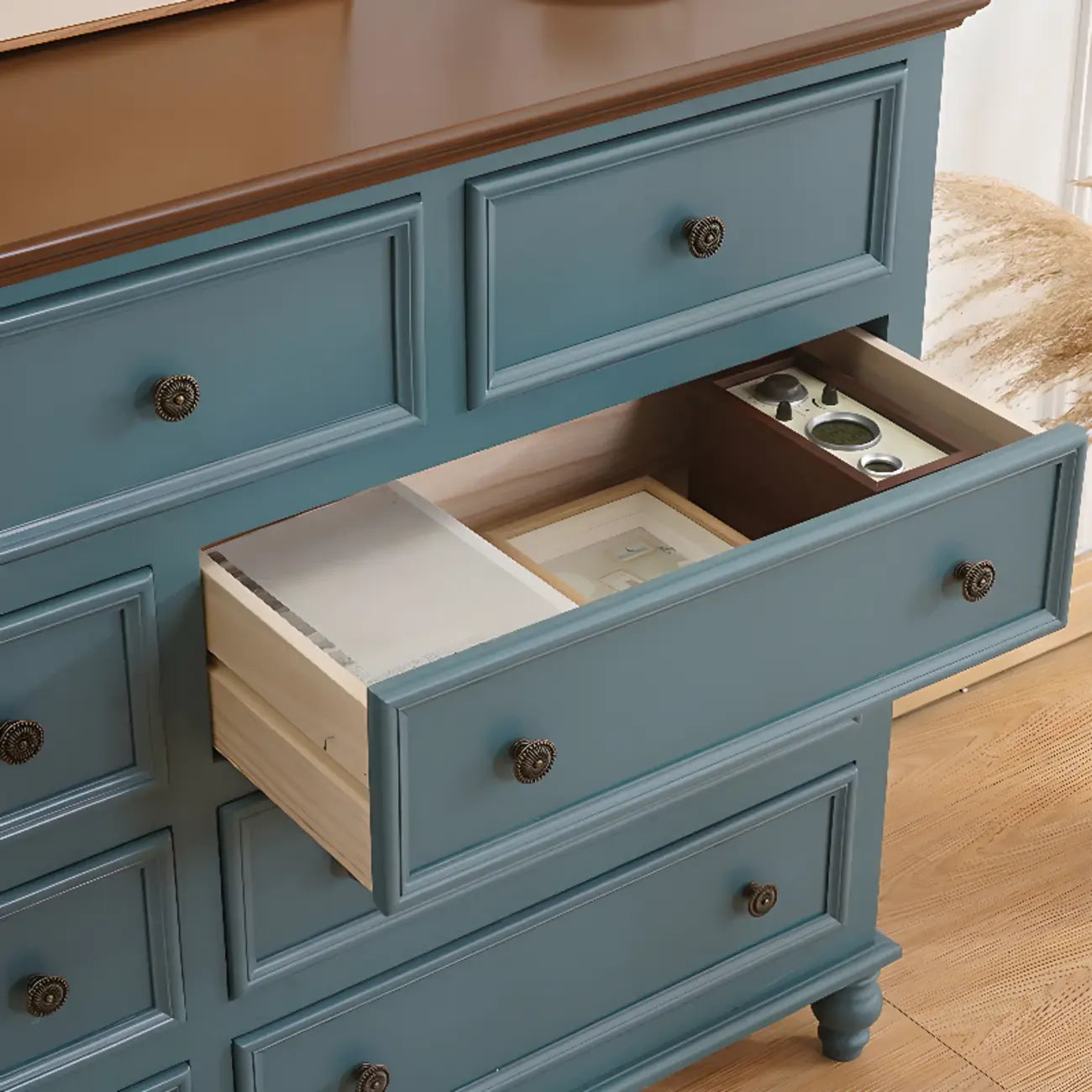 Stylish White Wooden Chest with 9-Drawers for Bedroom