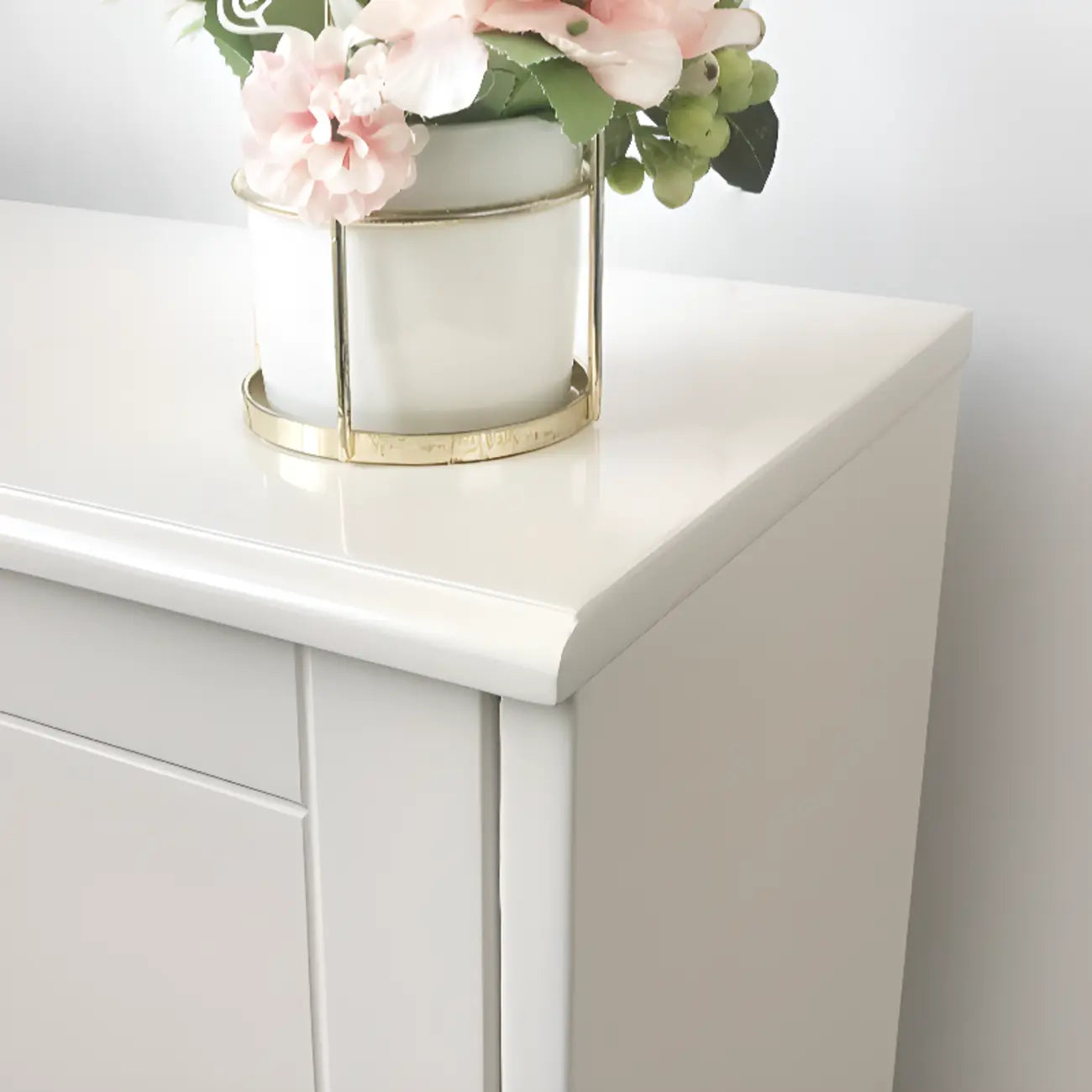 Modern Off-White Wooden Dressers with 5-Drawers for Bedroom