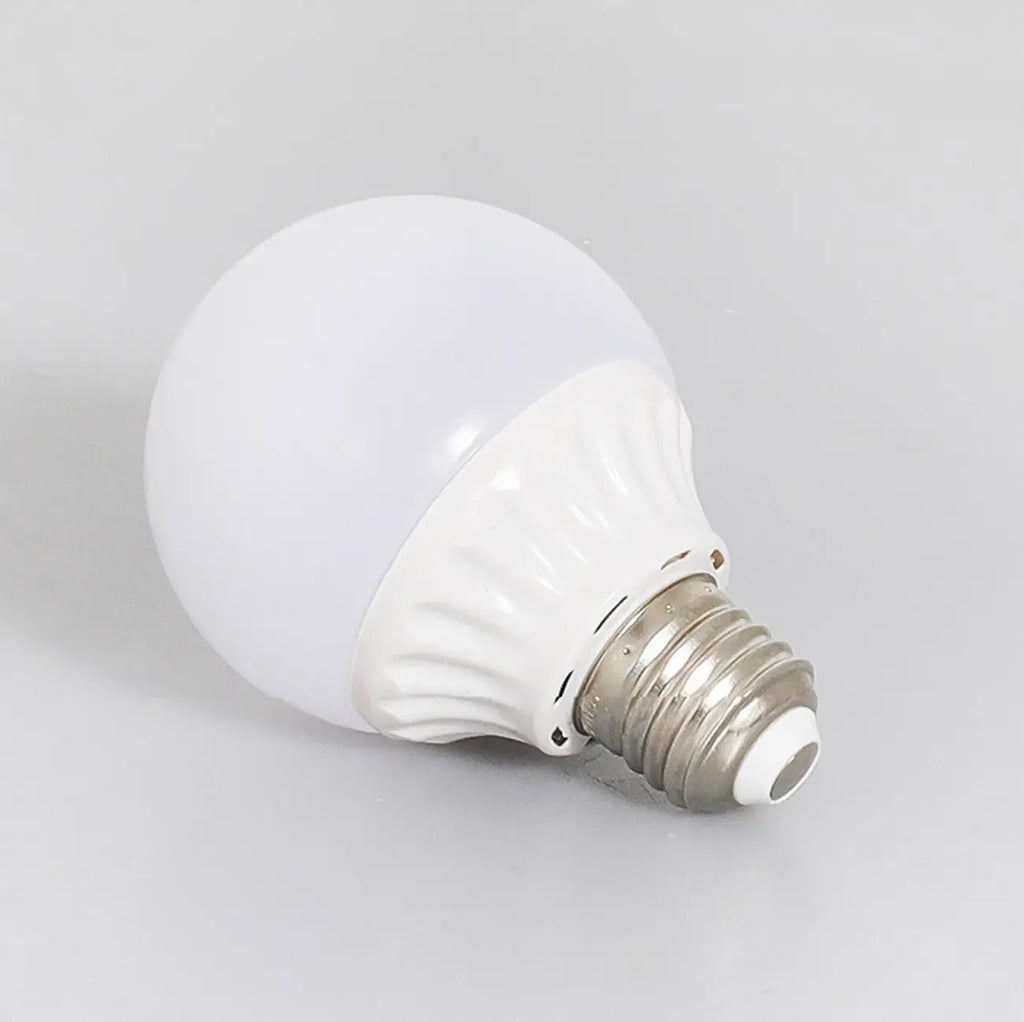 Modern Metal Straight Globe Vanity Light in Black for Bathroom