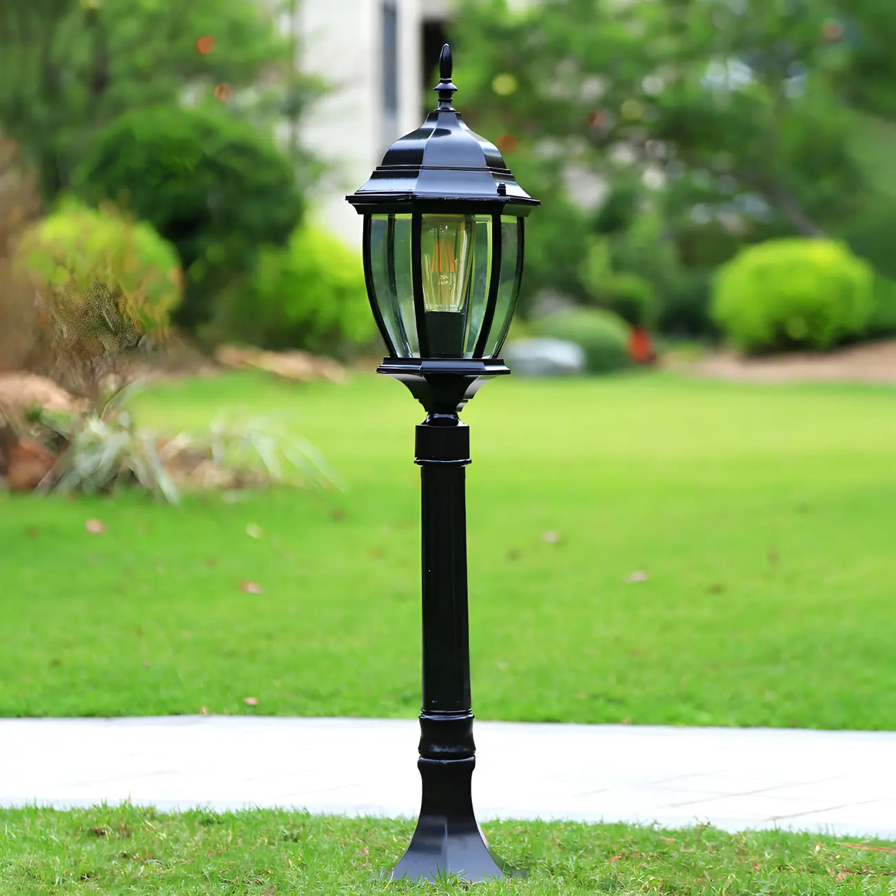 Vintage Post Lantern Durable Metal Landscape Lighting