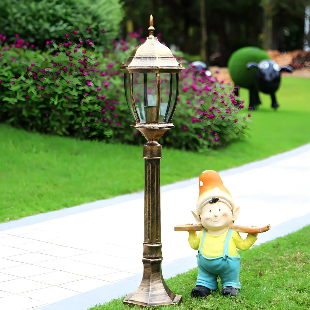 Vintage Post Lantern Durable Metal Landscape Lighting
