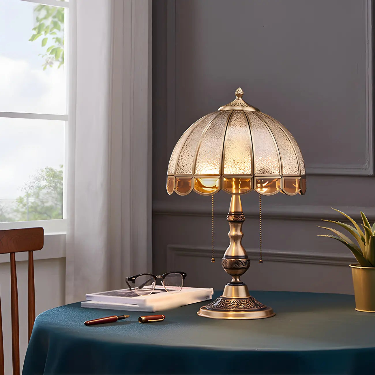 Vintage Luxury Dome Shape Table Lamp Brass and Glass