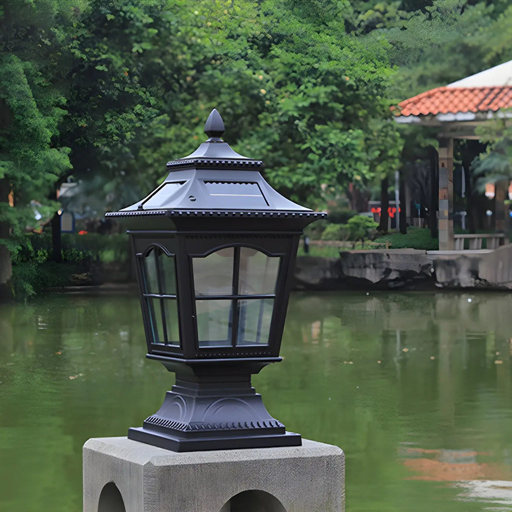 Retro Black Metal Clear Pane Solar Outdoor Post Lights