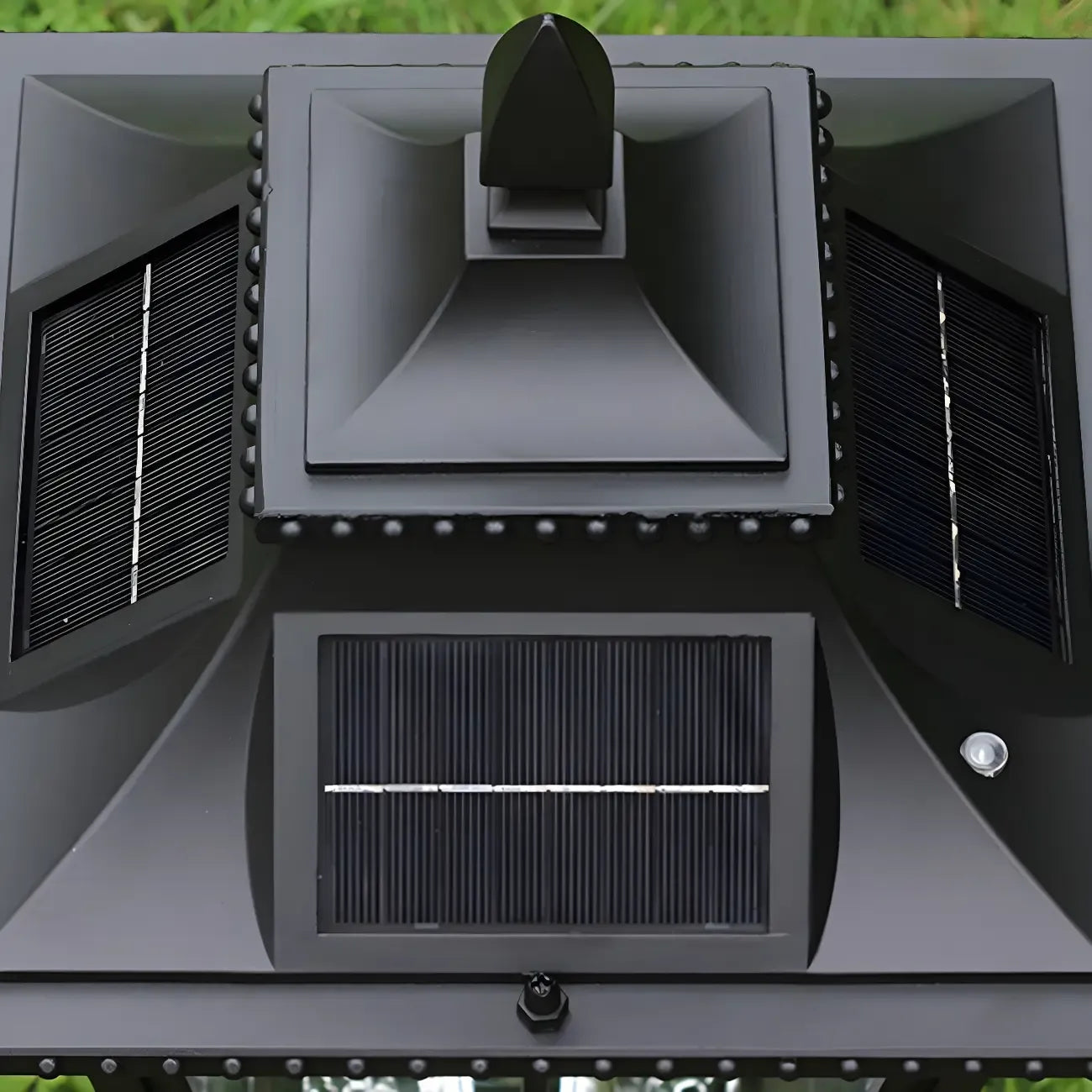 Retro Black Metal Clear Pane Solar Outdoor Post Lights