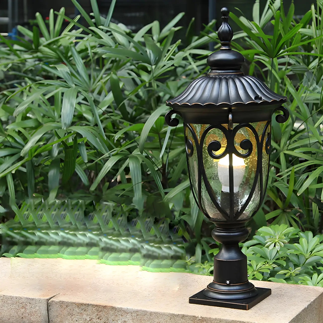 Retro Elegant Wired Black Metal Decorative Post Cap Light