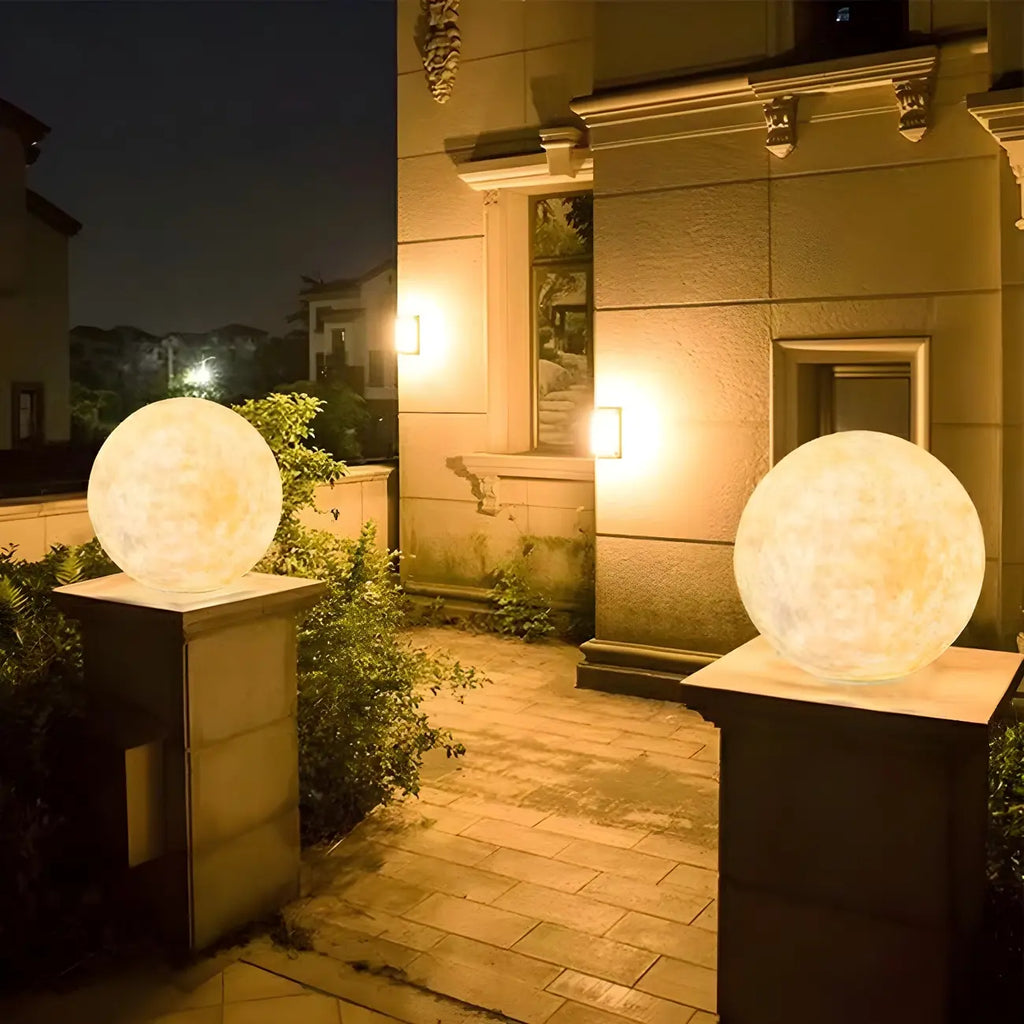 Solar Garden Resin Ball Shape Outdoor Post Lights