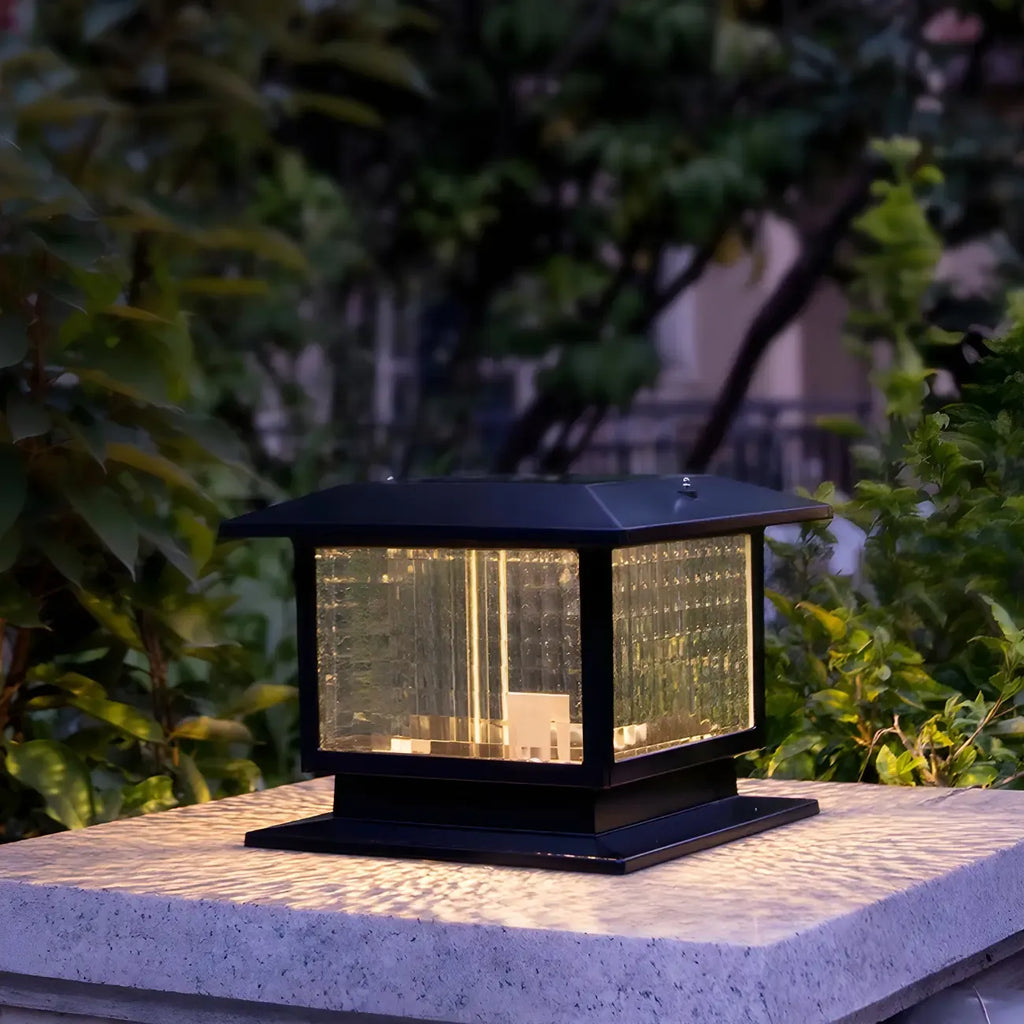 Solar Outdoor Black Metal Glass Square Post Cap Light for Garden Yard