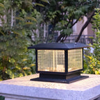 Solar Outdoor Black Metal Glass Square Post Cap Light for Garden Yard