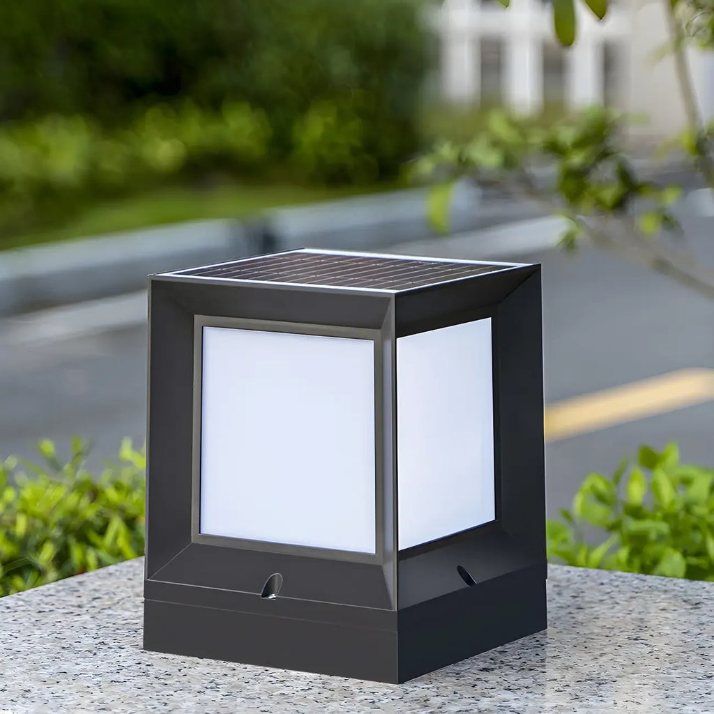 Waterproof Solar Black Metal Cube Outdoor Post Lights